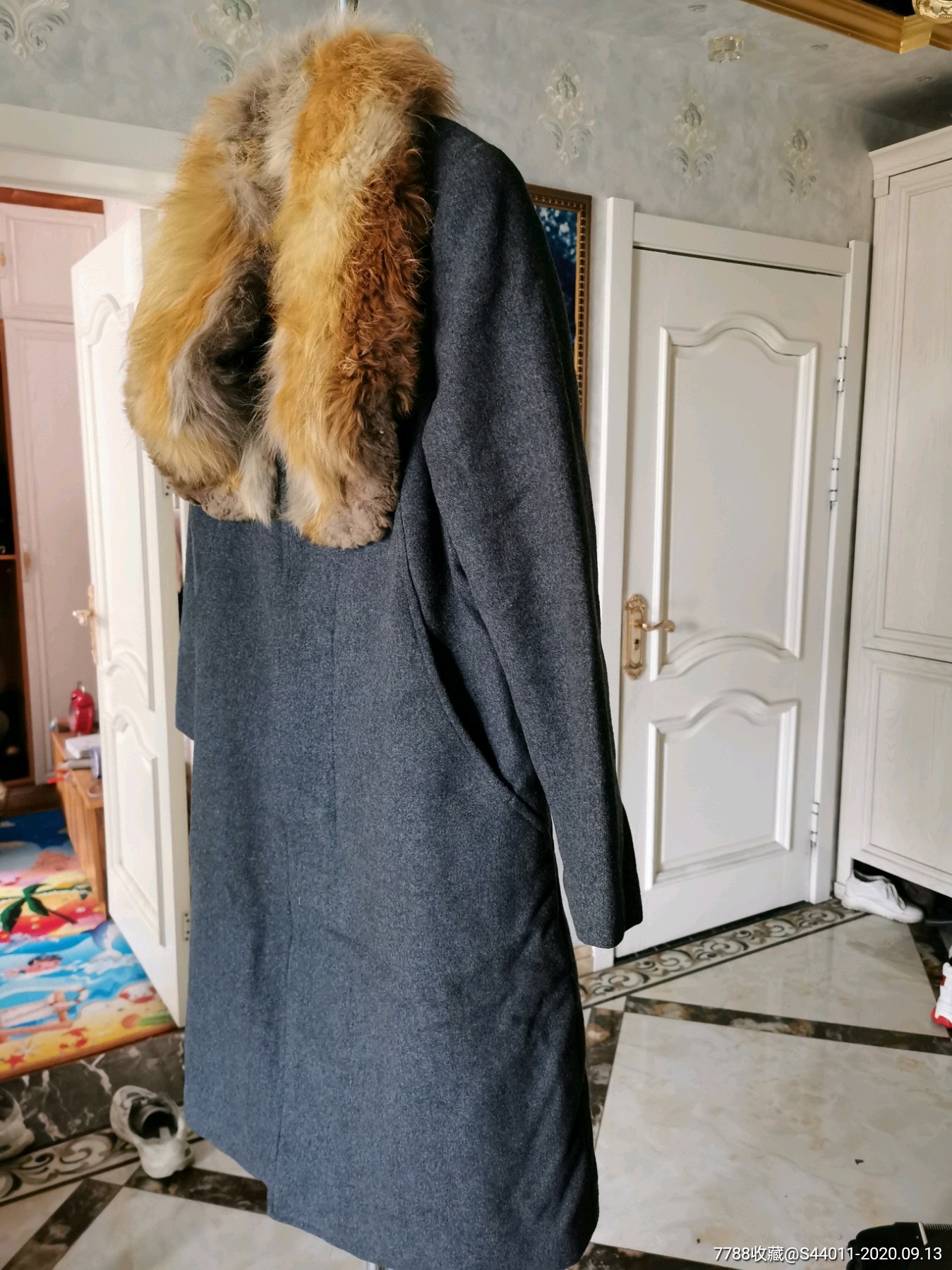 苏联狐毛领呢子大衣