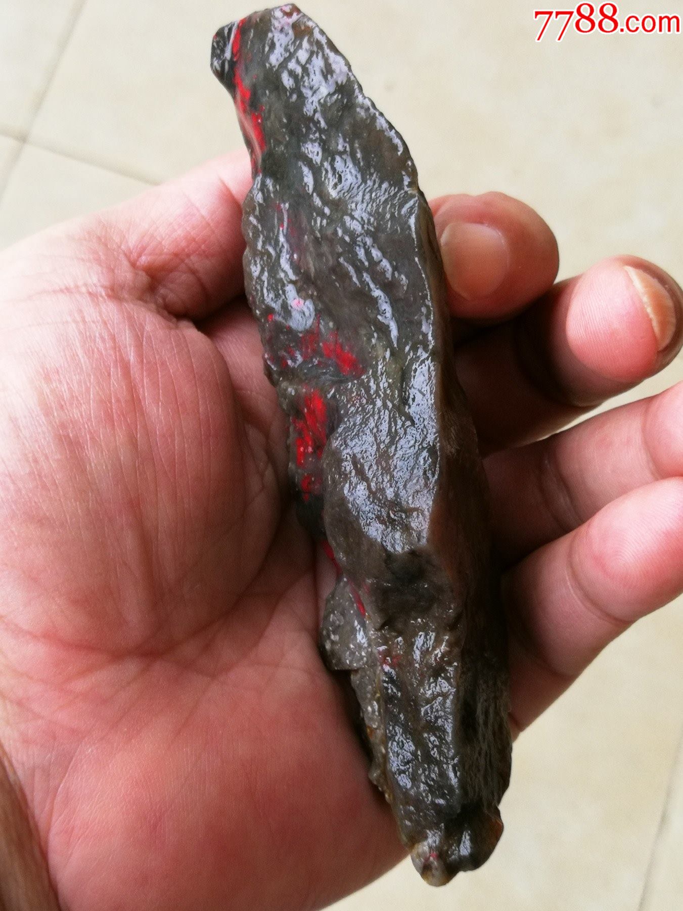 昌化鸡血石牛角冻手玩摆毛料125g(全软,手工好刻,血鲜红,稀缺品种!