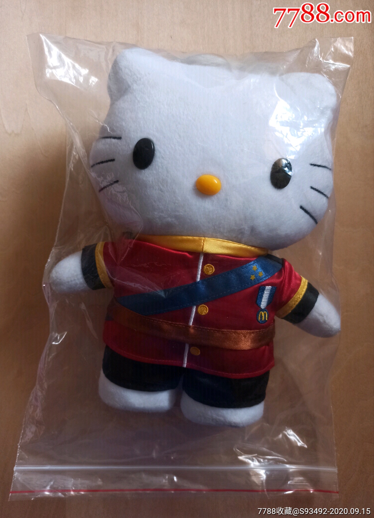 2012麦当劳限量版kitty猫公仔/毛绒玩具