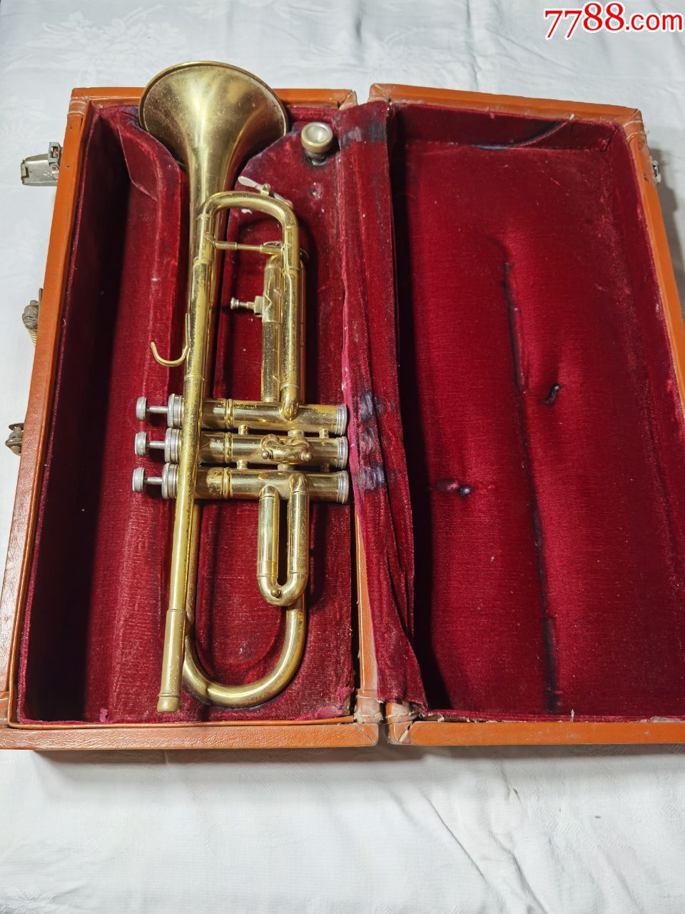 星海牌三键小号,两把齐售