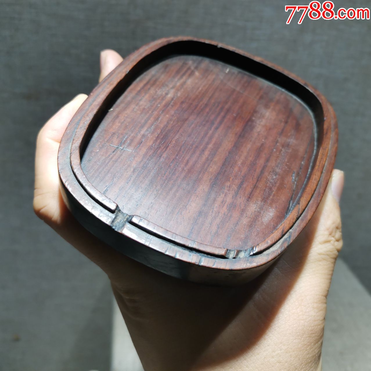 怀旧老文房用品收藏清代老物件带字号海南黄花梨墨盒木盒有残保真