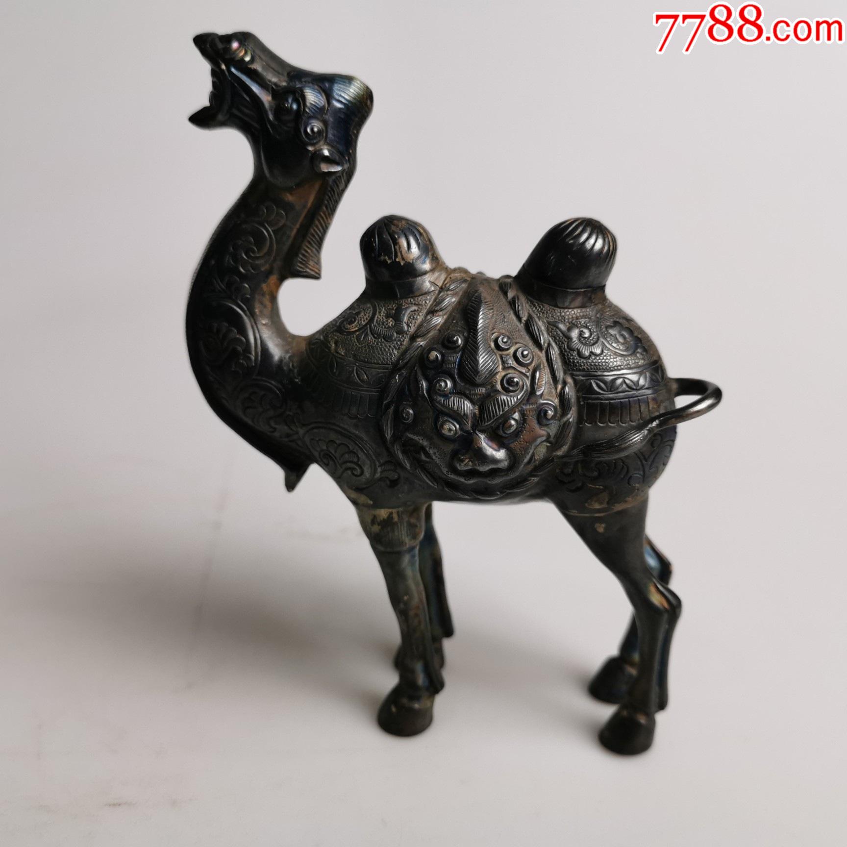 清代银骆驼一对