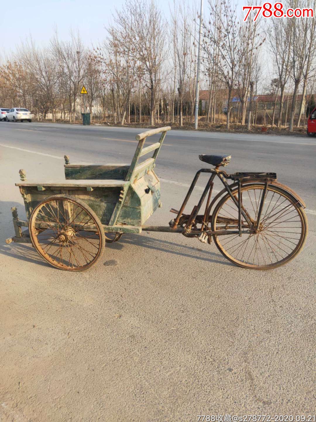 老脚蹬三轮车60