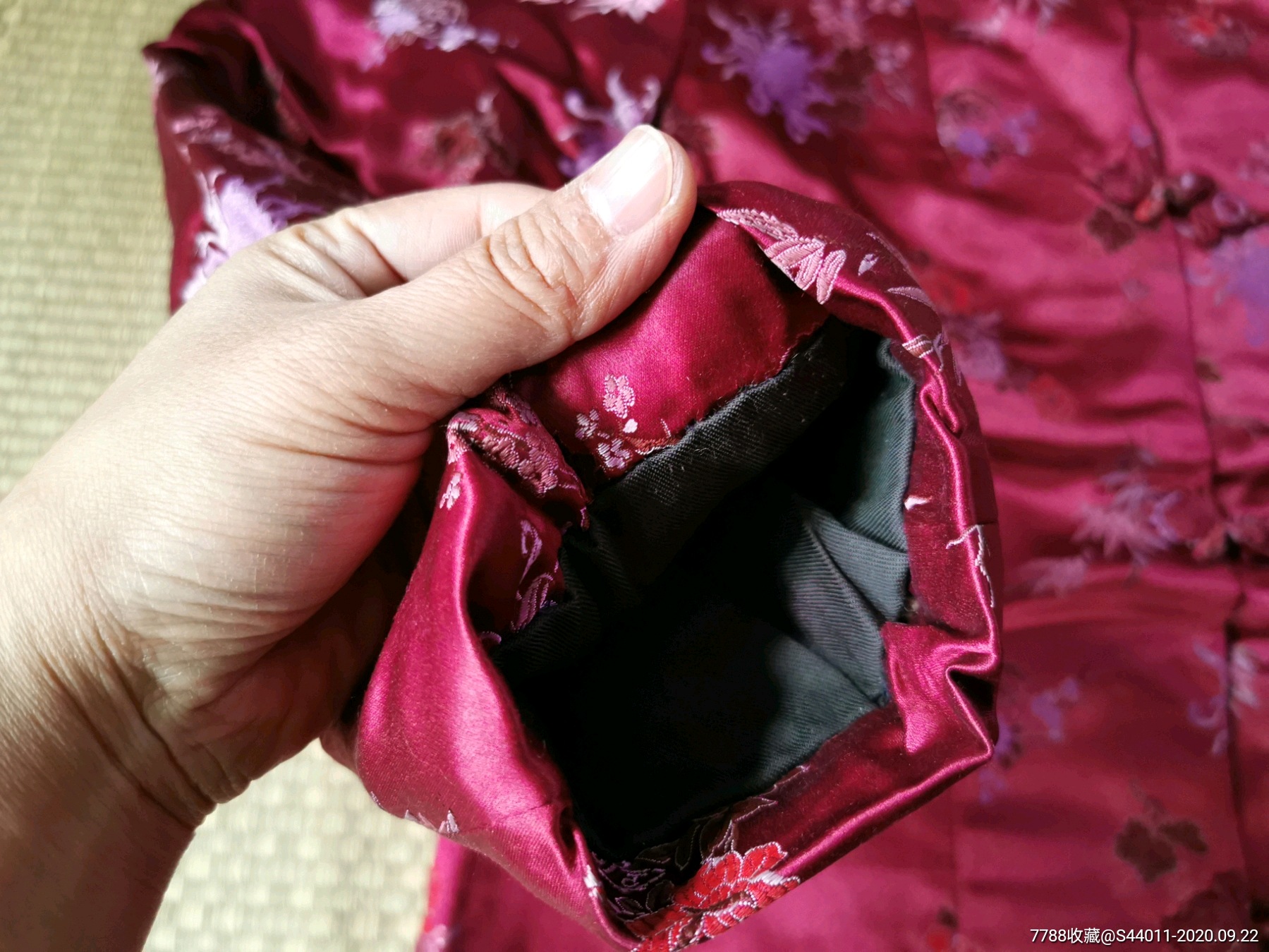 绸缎面皮花袄(标价为一件价格)棉袄,皮草