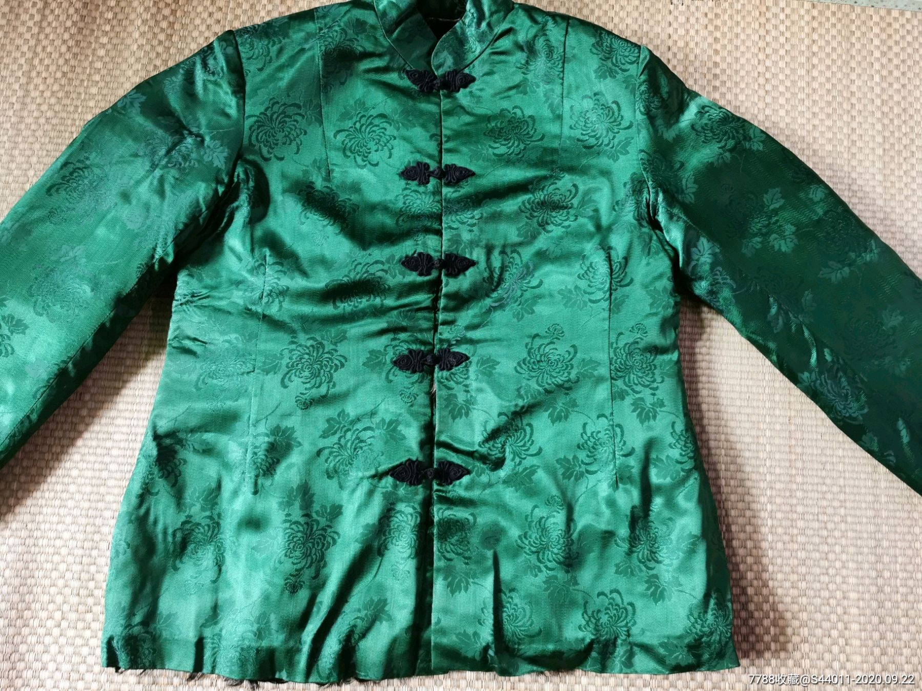 绸缎面皮花袄(标价为一件价格)棉袄,皮草