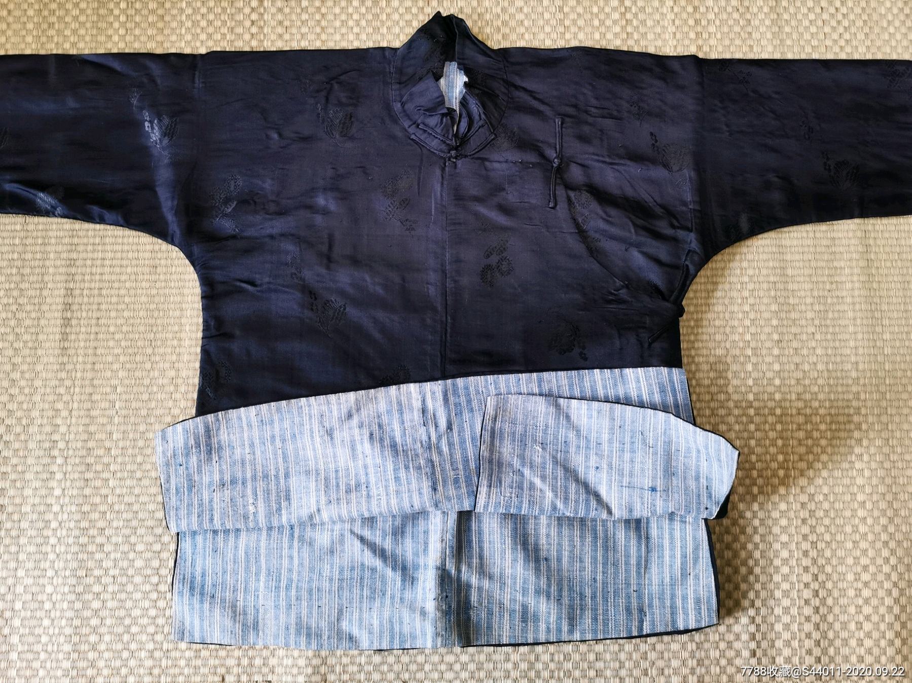 民国丝绸大襟衣服标价为1件价