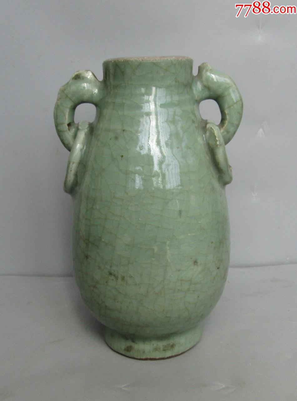 明初龙泉双耳瓶