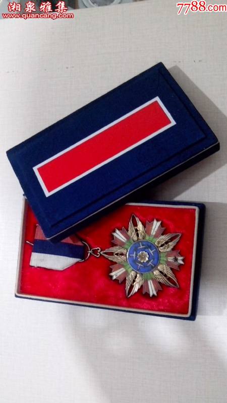 复兴荣誉勋章盒_旧盒子_晋绥抗日资料【7788收藏__收藏热线】