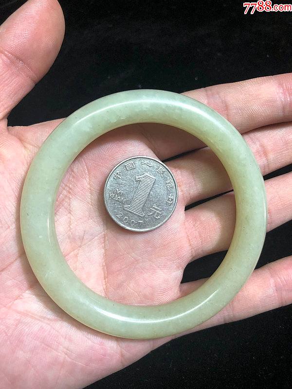 古玩玉器传世美玉油润老和田玉镯子圆条古玉手镯