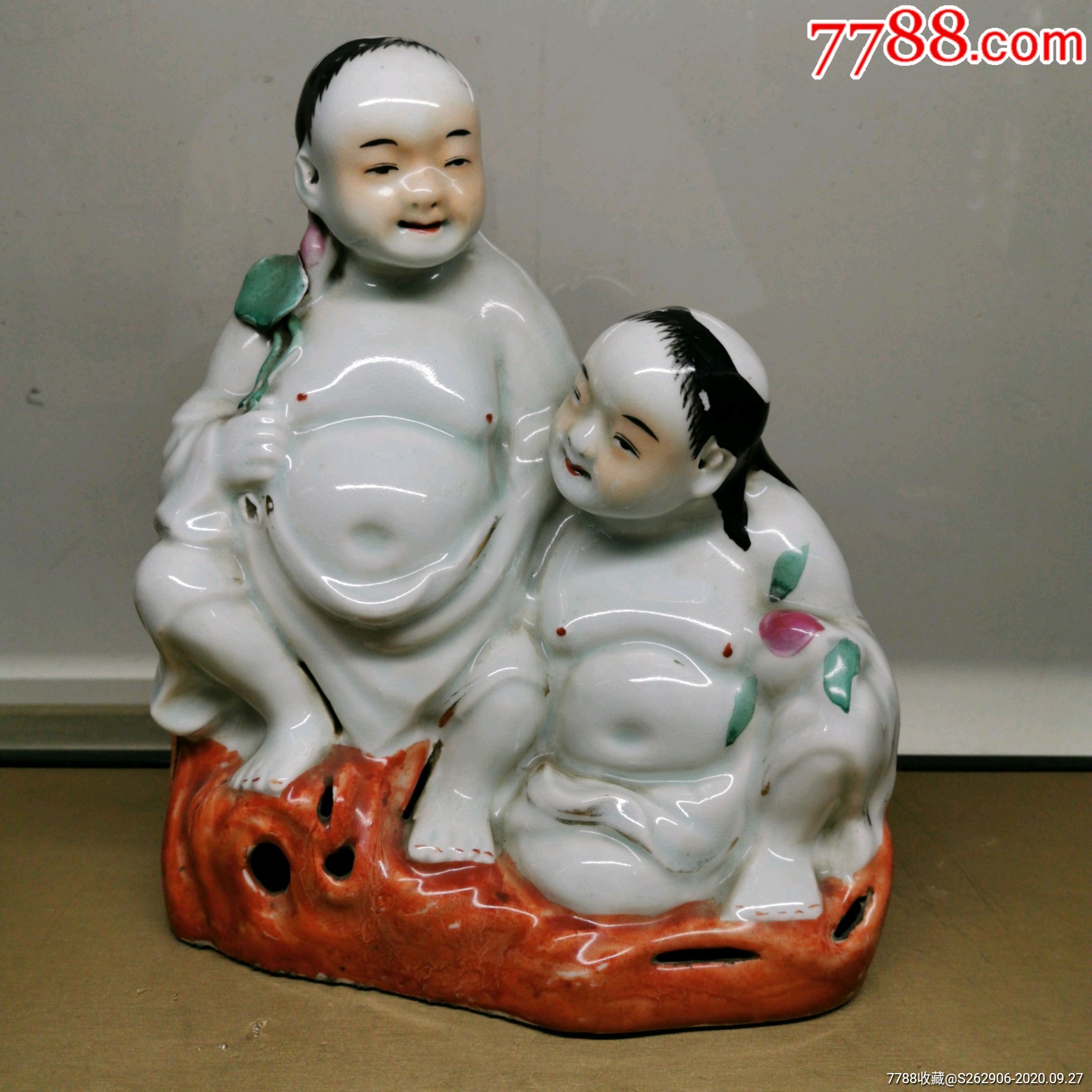 民国粉彩和合二仙