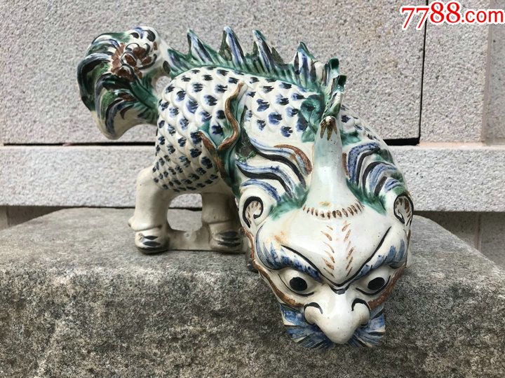 民国滴水兽一个