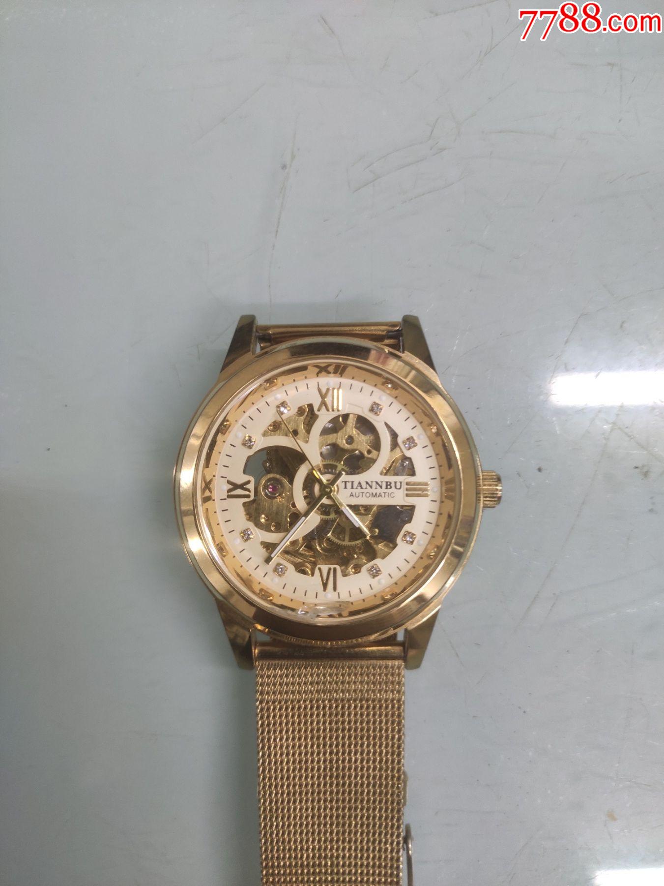 满镀金手表