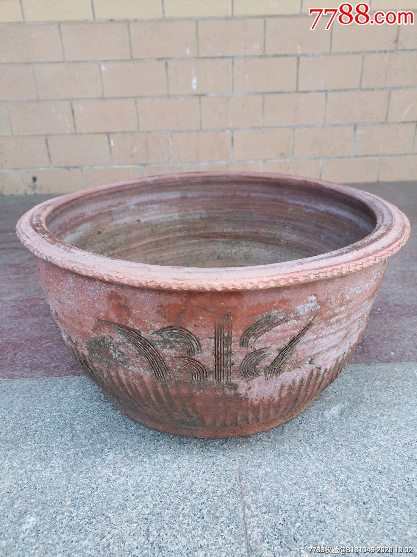 首页 零售 红陶 >> 红陶刻兰花的陶盆或缸一件