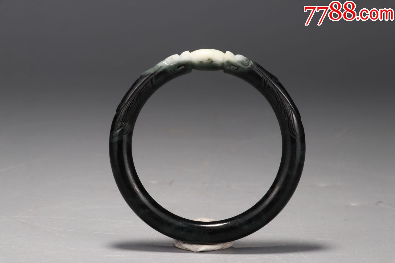 旧藏:和田黑白玉双龙戏珠手镯
