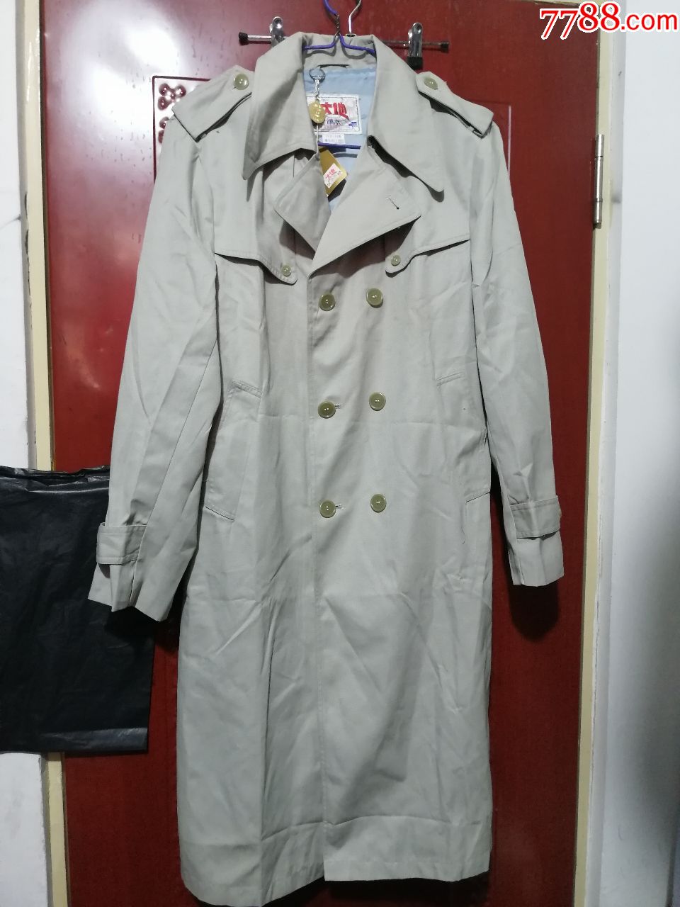 全新70年代上海生产大地牌迪卡风衣