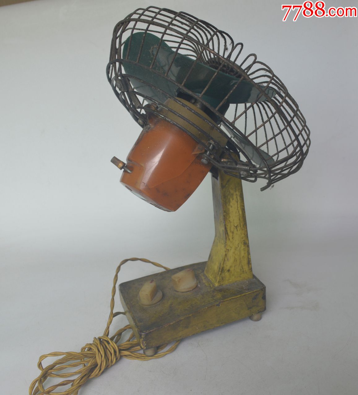 古董电风扇