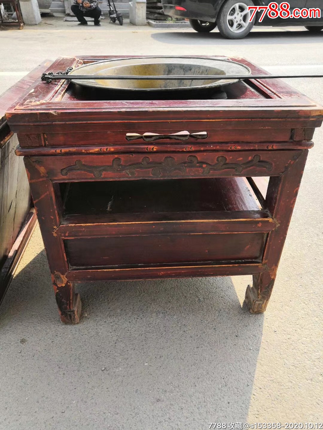 清代楠木带盖火盆架一套