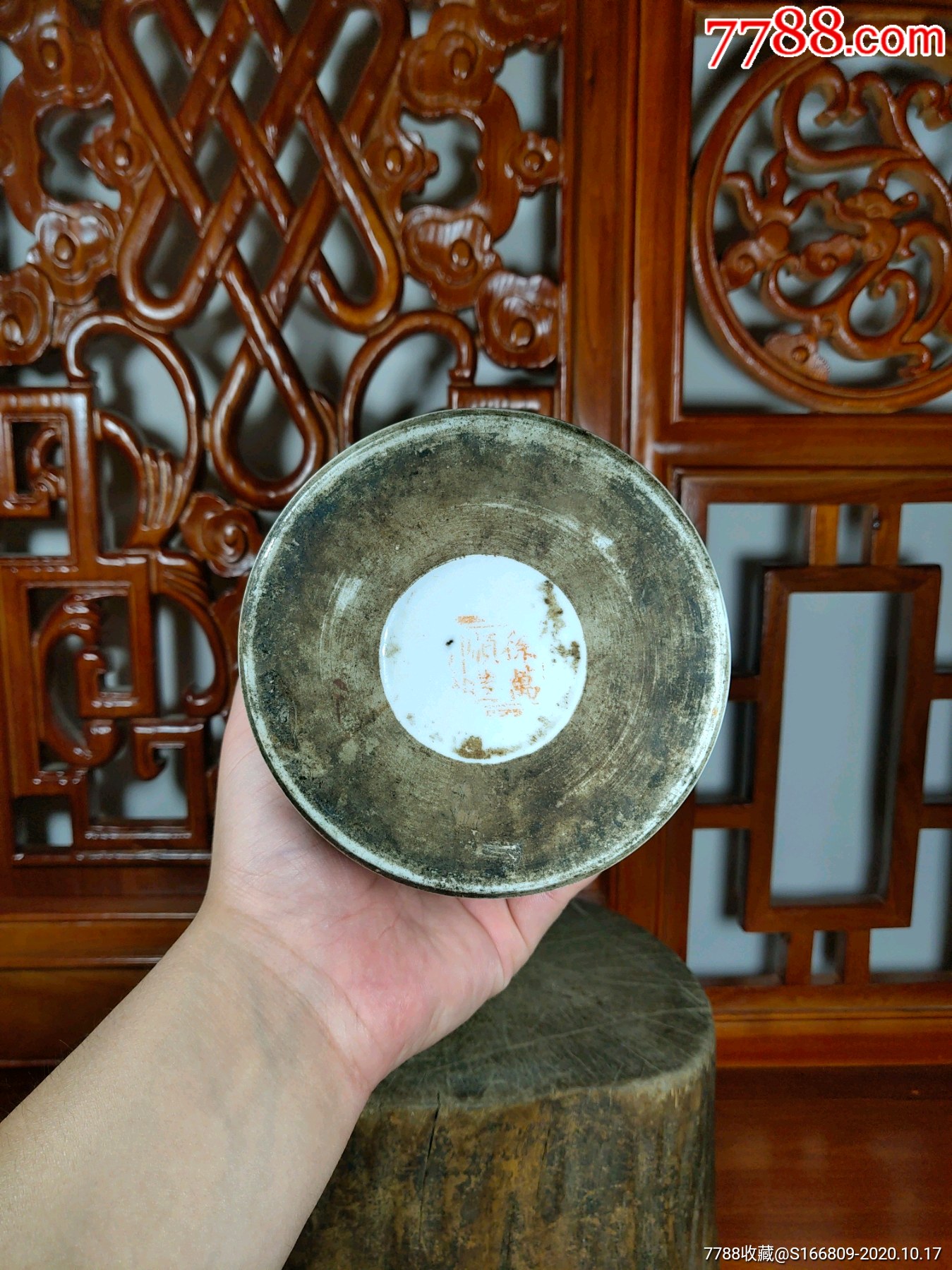 民国名家徐万顺粉彩美女人物帽筒