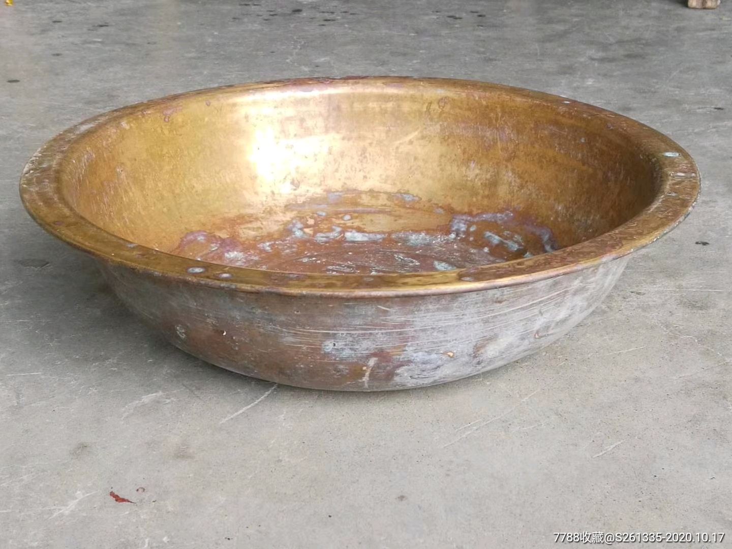 收的民国时期老铜盆品相完好值得收藏使用