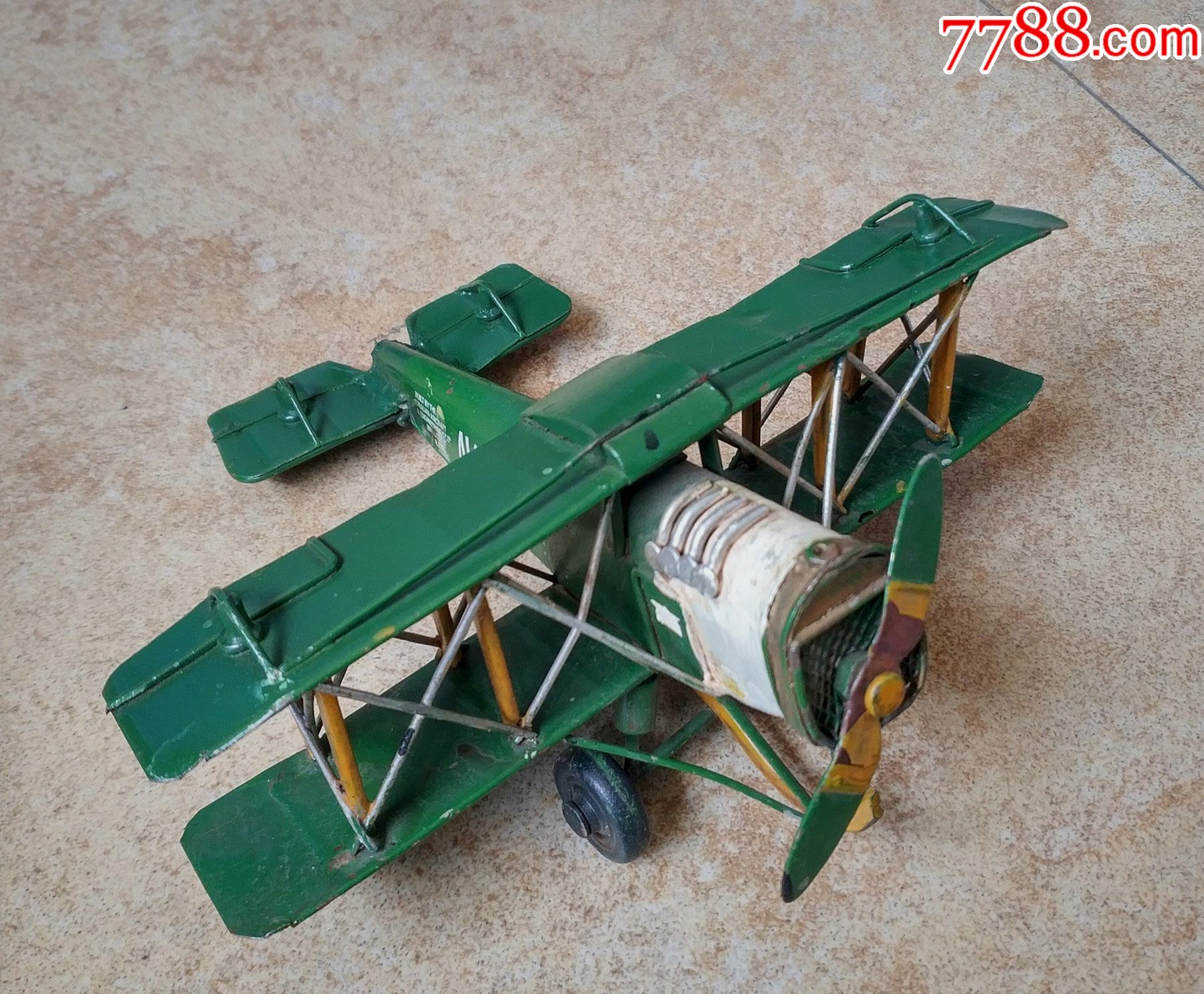 老模型飞机,全金属纯手工打造解放初的飞机模型