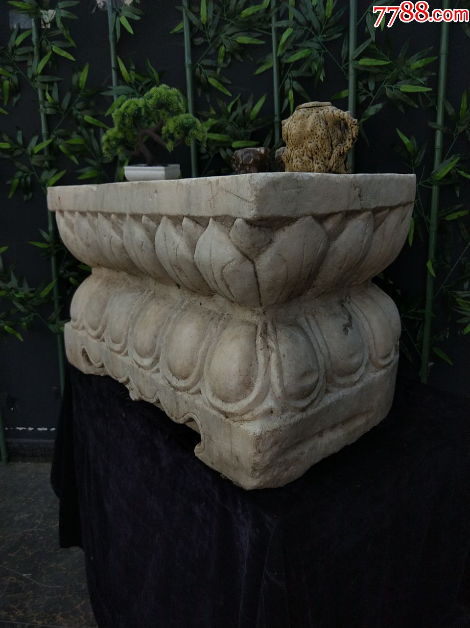 大个汉白玉莲花石座