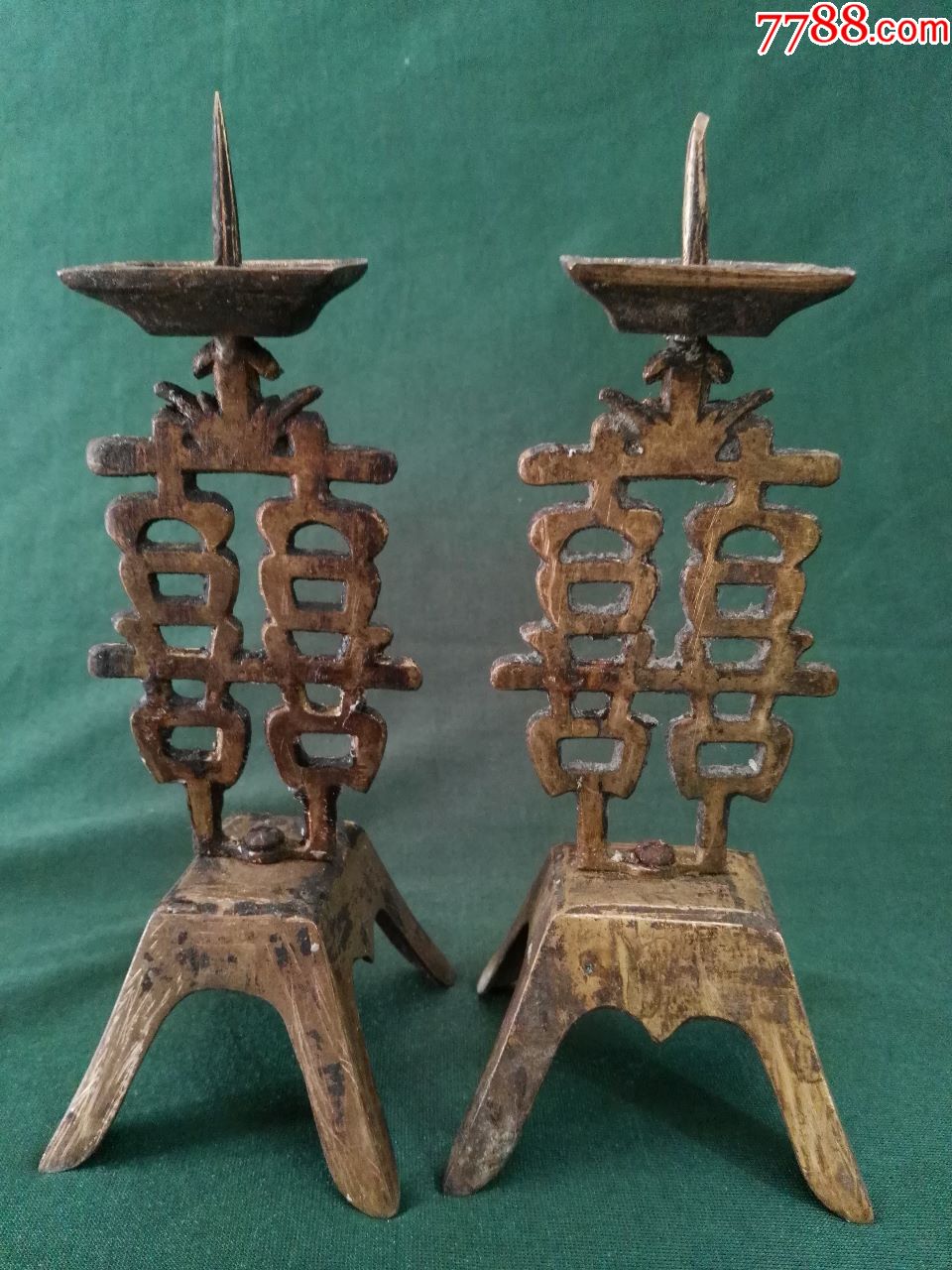 民国喜字铜蜡台一套2个