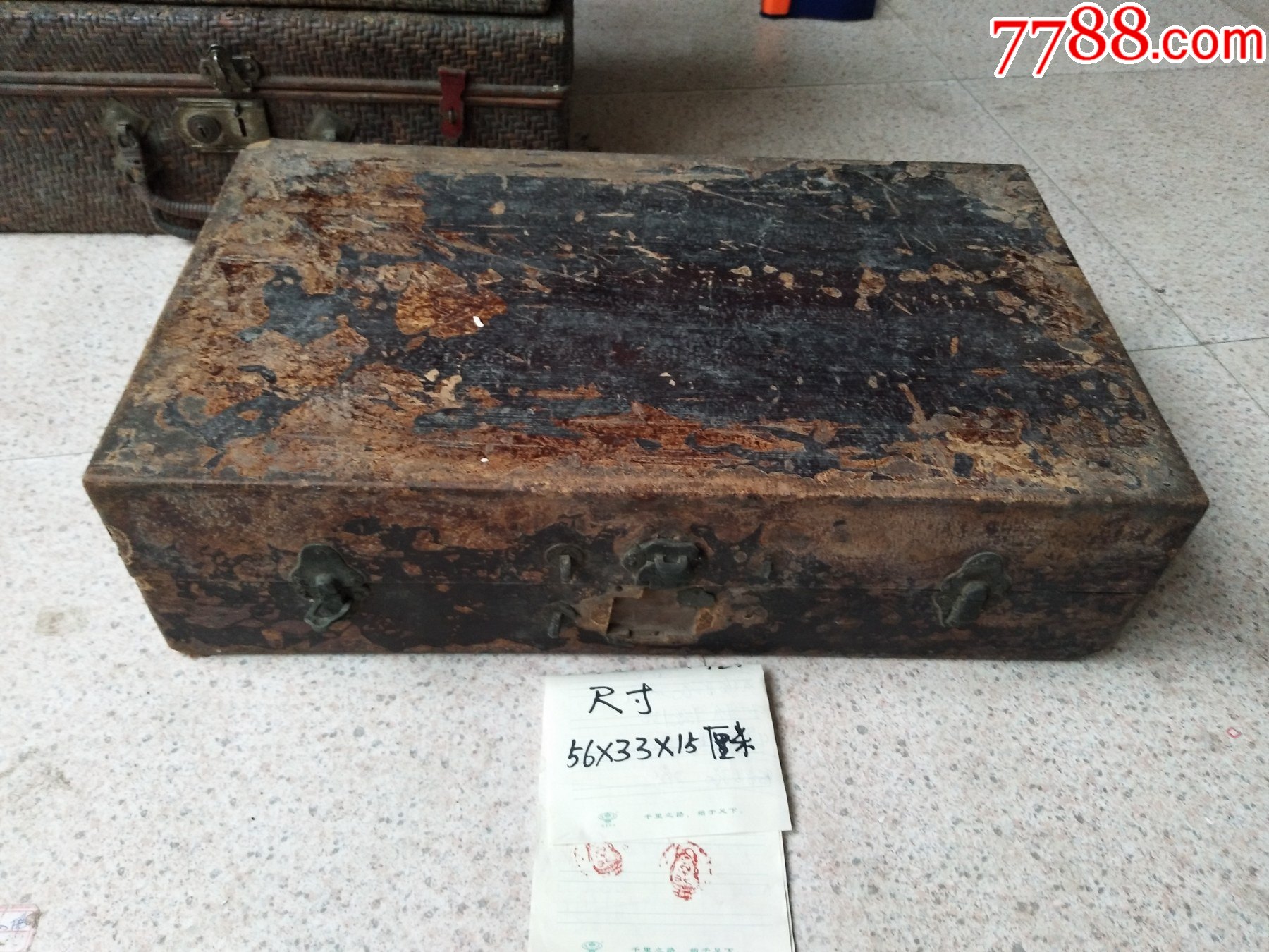 古董民俗二手怀旧老款式物件清朝民国牛皮旅行箱子行李箱子公文箱子官