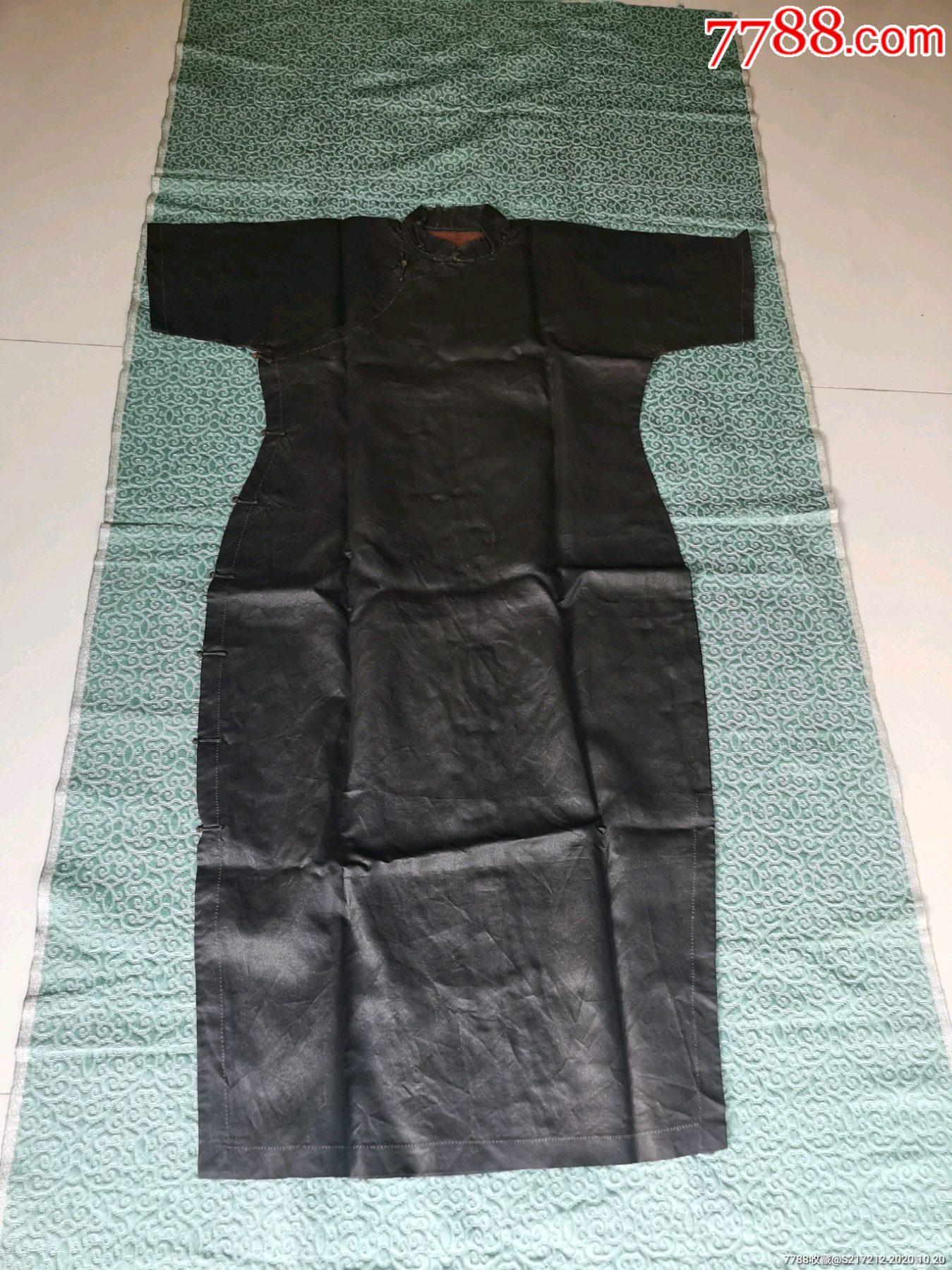 民国时期香云纱旗袍