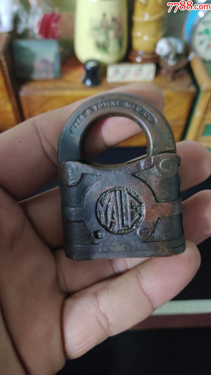民国时期美国yale牌纯黄铜制老铜锁一枚无钥.