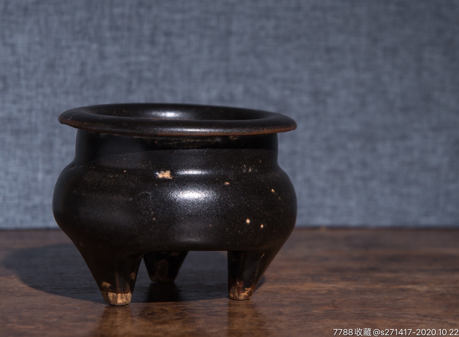 南宋赣州窑鬲式炉全美品三足香炉名品香炉—赣州窑三足全品黑釉香炉鬲