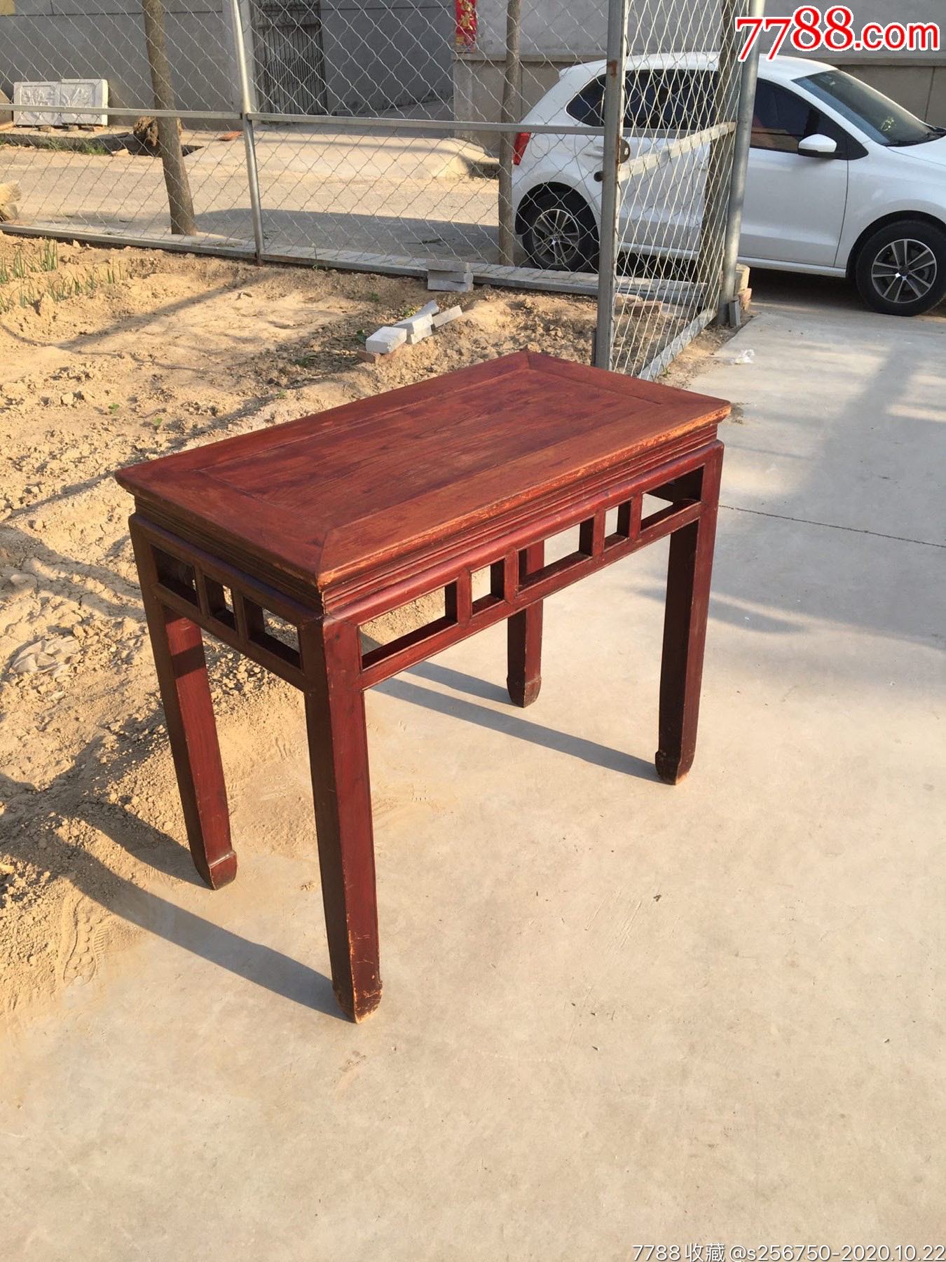 民国时期,榉木半桌!做工精细,品相一流,尺寸如图,完整漂亮