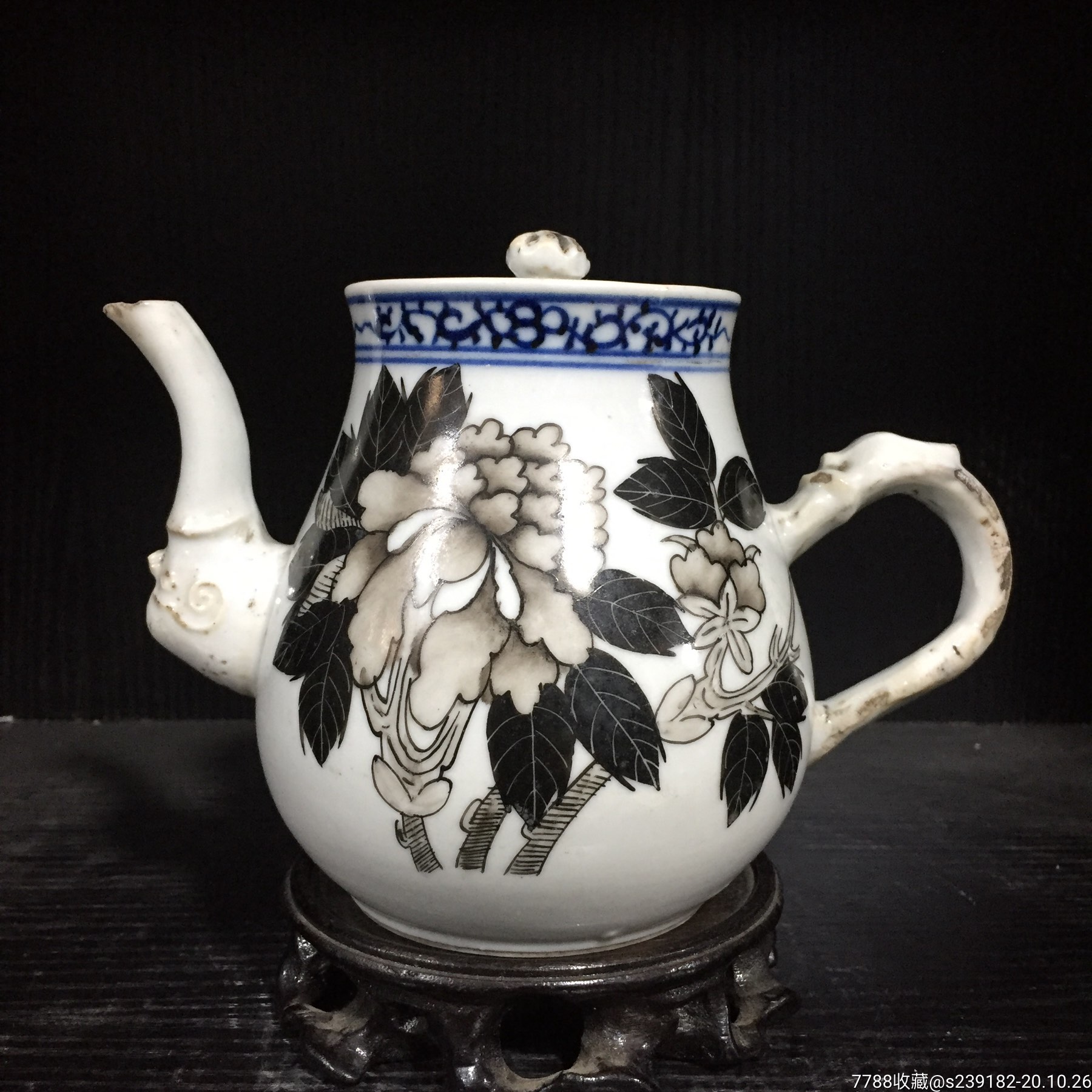 墨彩一品富贵牡丹花纹端把壶象鼻龙把宣统年制