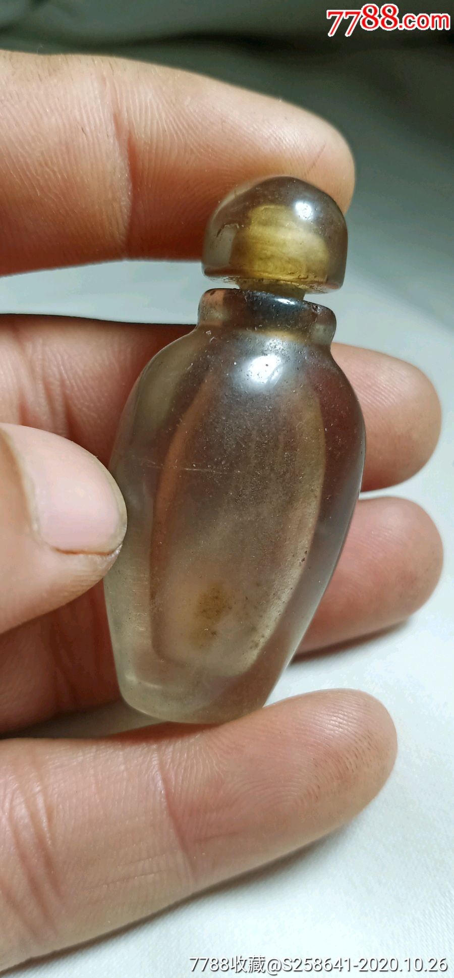 清代水晶佛手鼻烟壶