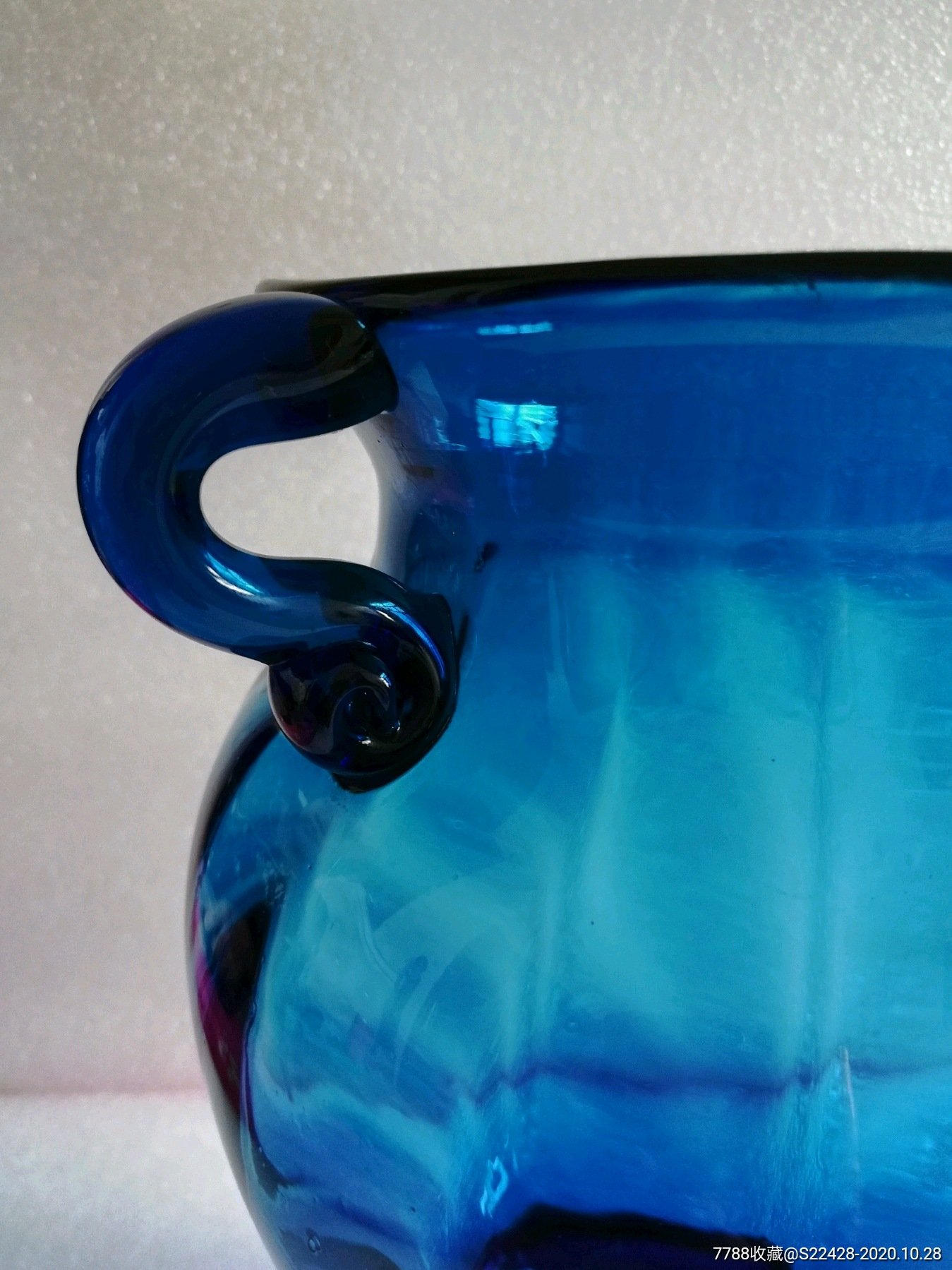 蓝色妖姬(琉璃)玻璃双耳花瓶