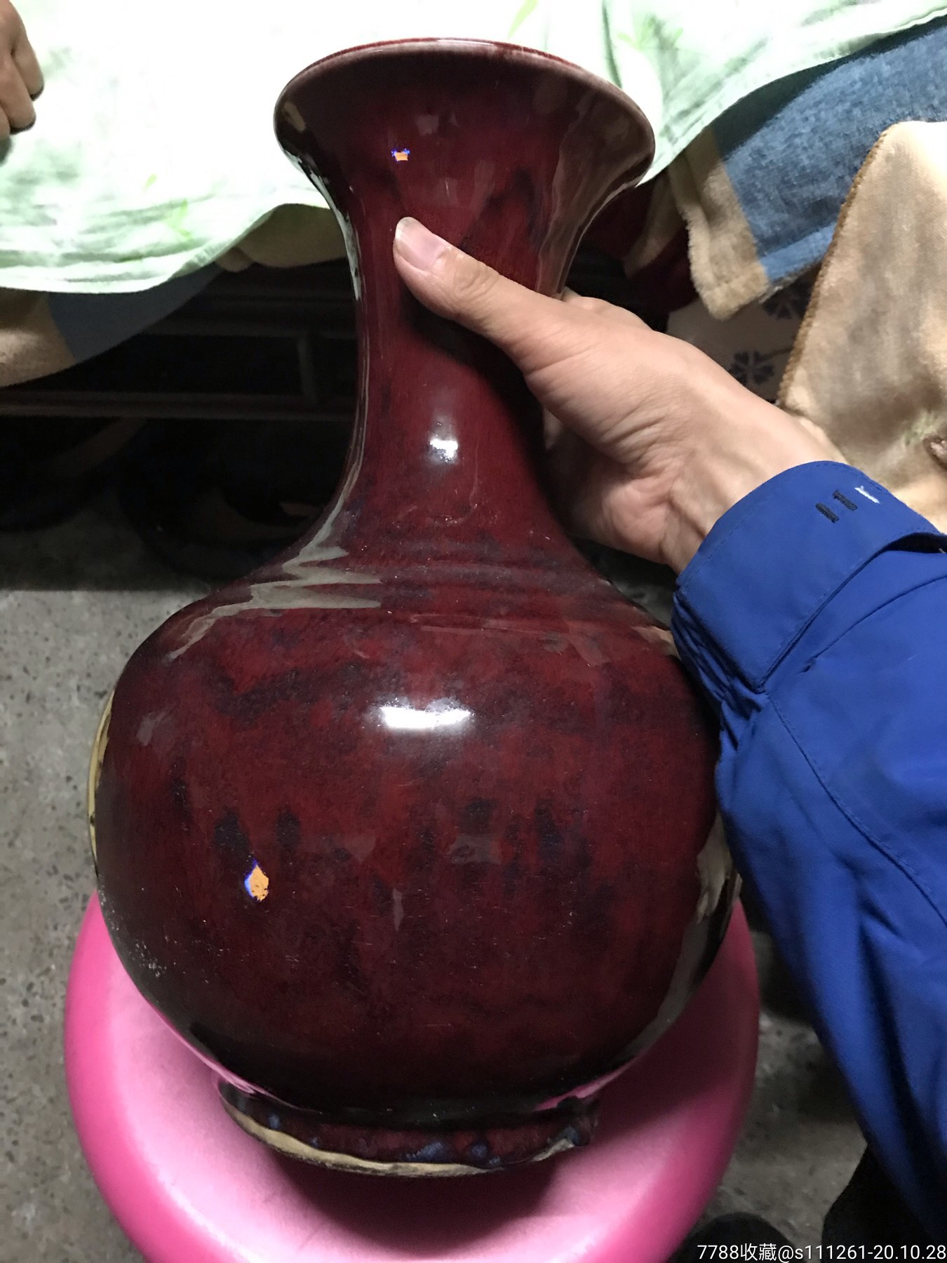 保真清代牛血红釉大赏瓶_红釉瓷_第1张_7788瓷器