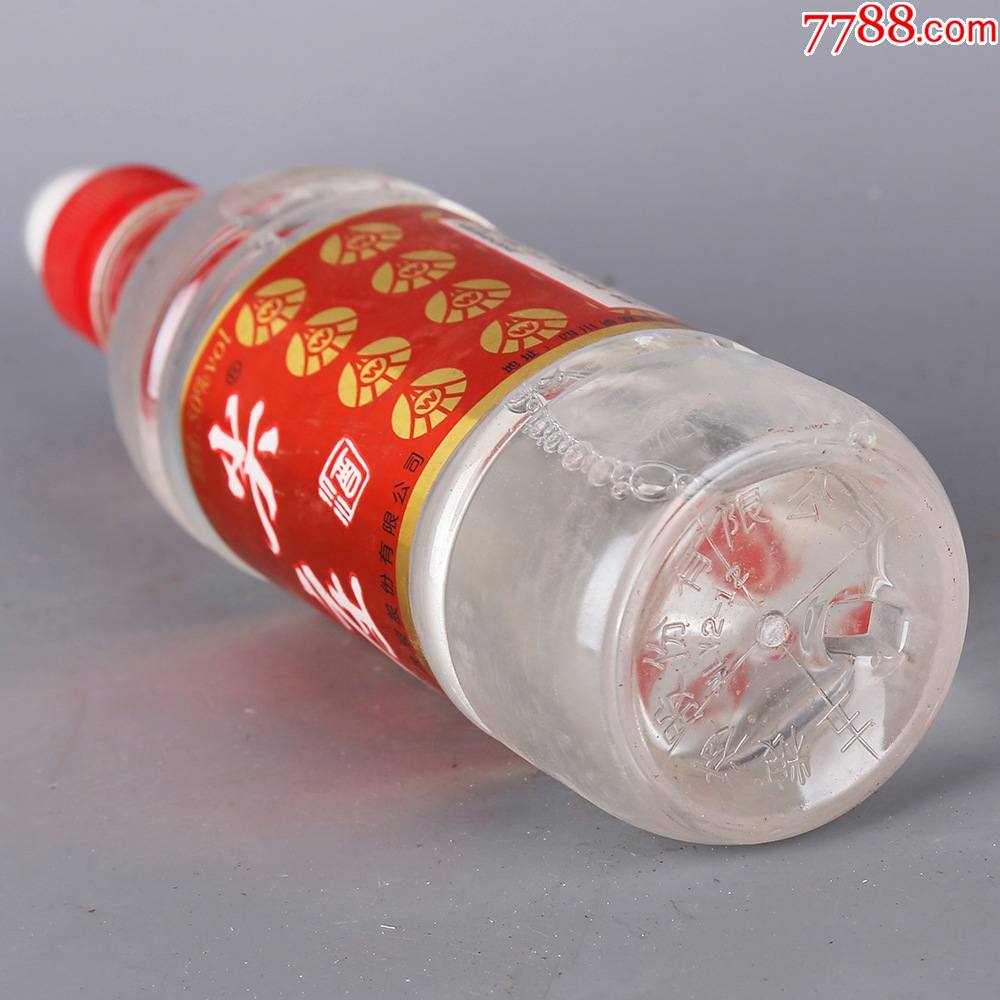 老酒收藏2009年宜宾尖酒庄老窖纯粮食高度珍藏库存年陈年陈酒