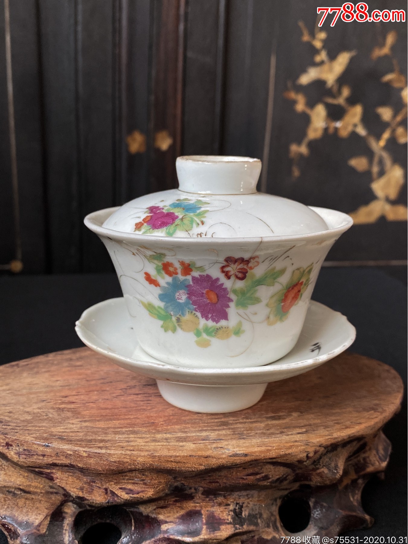 民国景德镇窑花卉盖碗