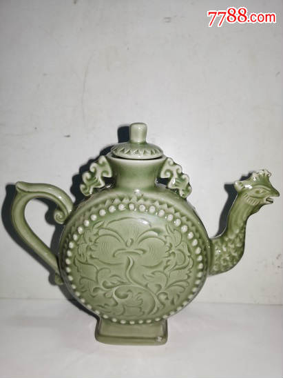 耀州窑青瓷;凤鸣壶(此壶在倒酒时根据流酒速度的不同,可发出不同的