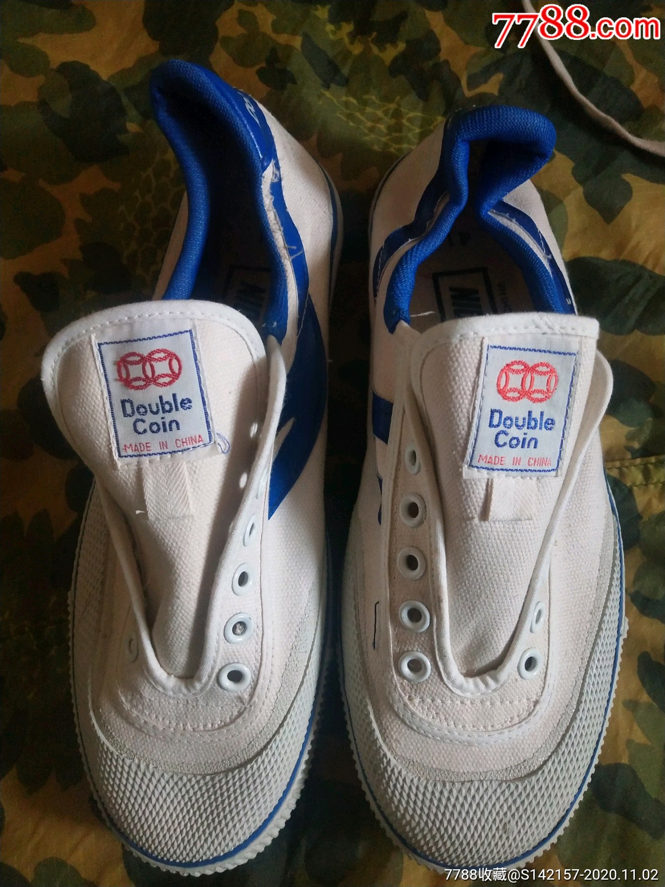 点评点评:0浏览量:备注:全新41码只有一根鞋带,无毛病,八十年代老精品