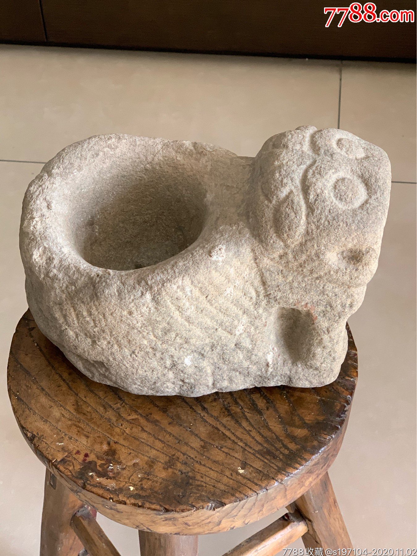 老石雕狮子形石臼