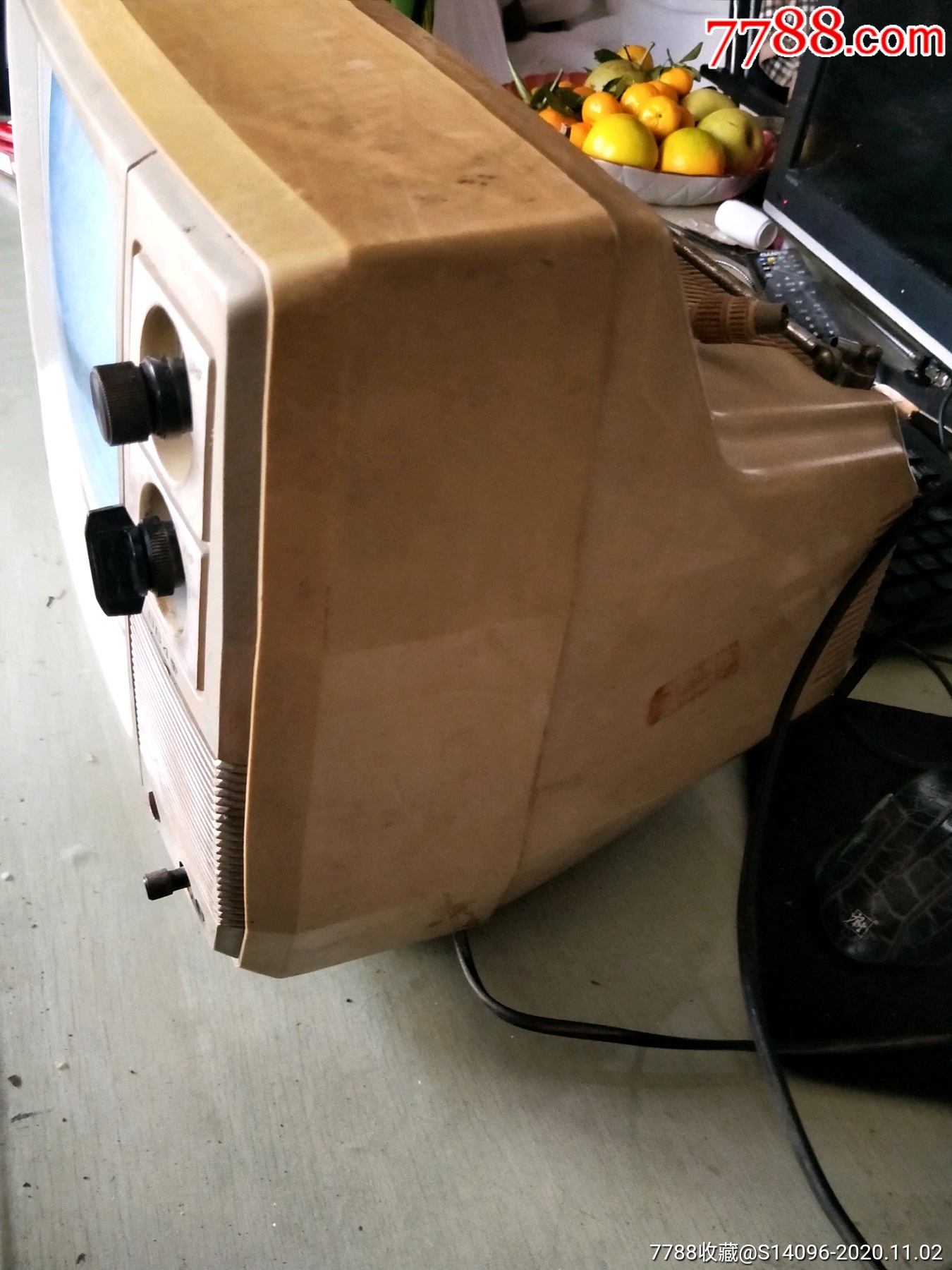 北京牌14寸黑白电视机(功能正常)-电视机-7788绿松石