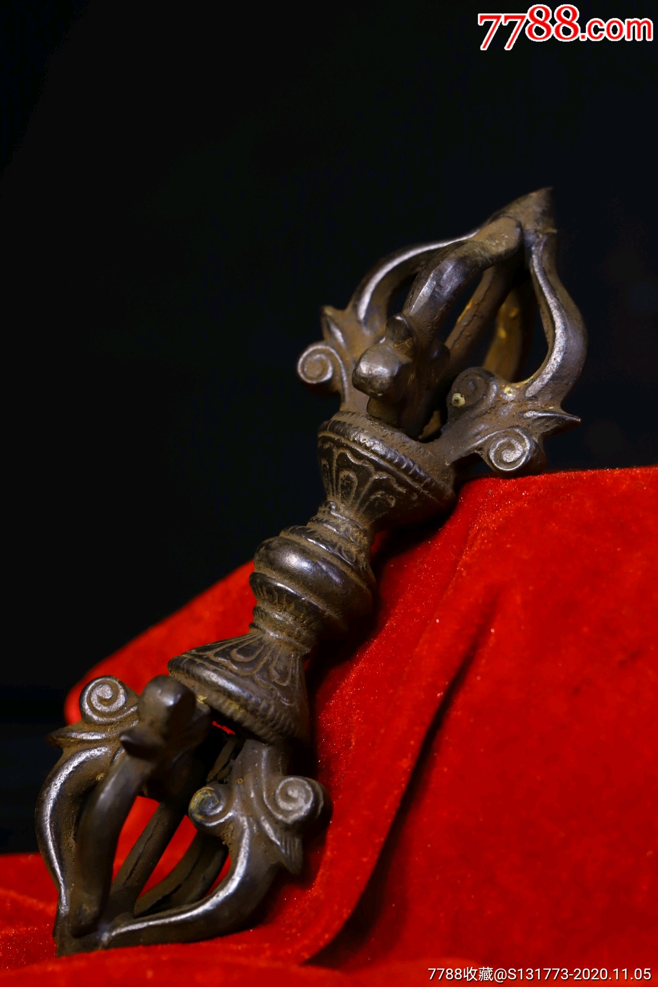 铜胎纯手工敲打錾刻金刚杵法器高15宽5重约280克