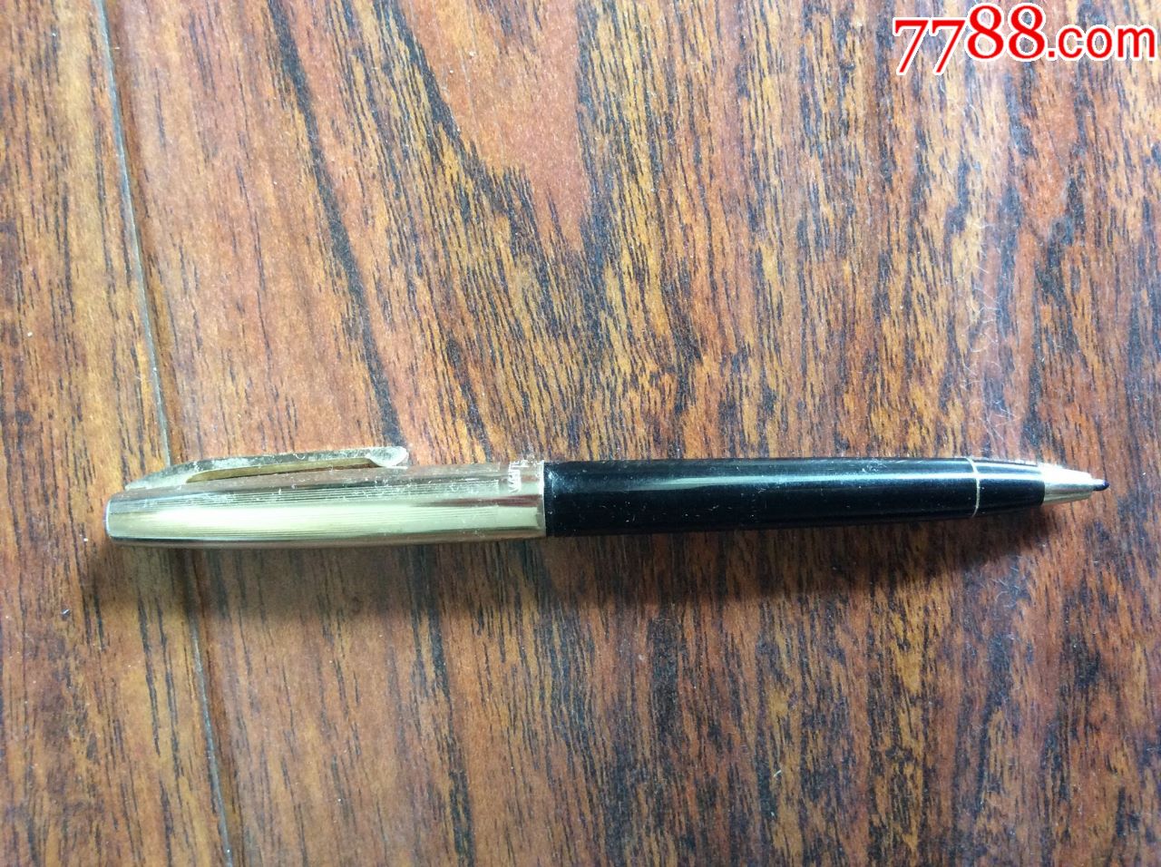 一支钢笔【whitefeather牌】