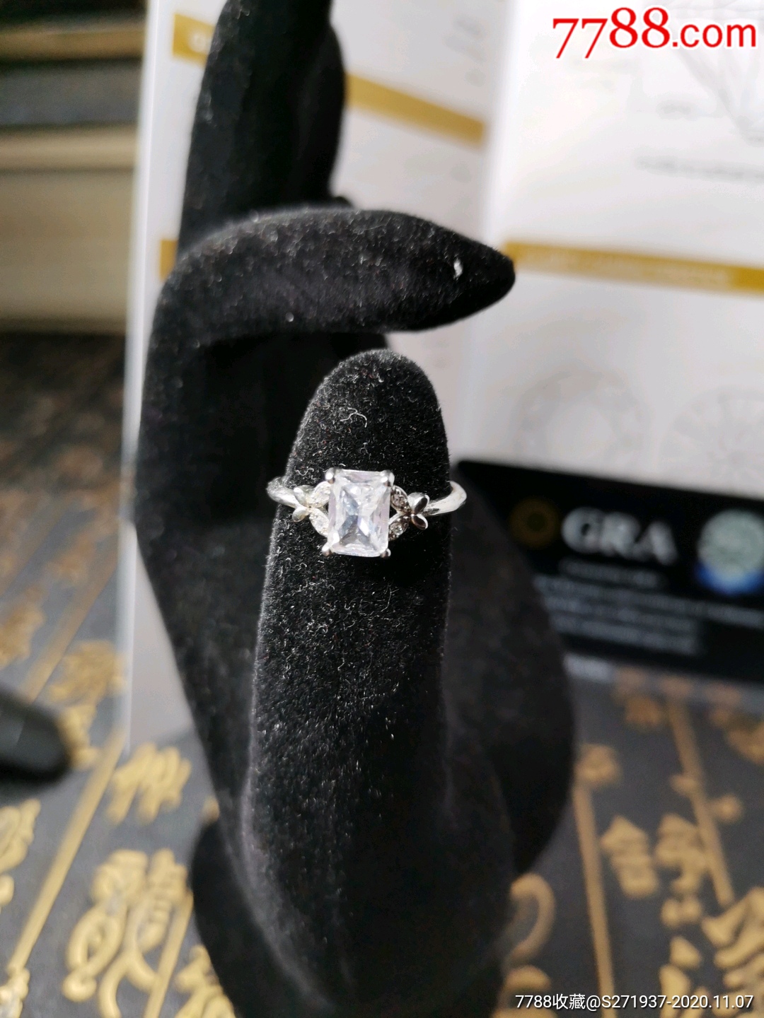 精品1克拉美国莫桑钻方戒活口戒指带gra黑卡证书