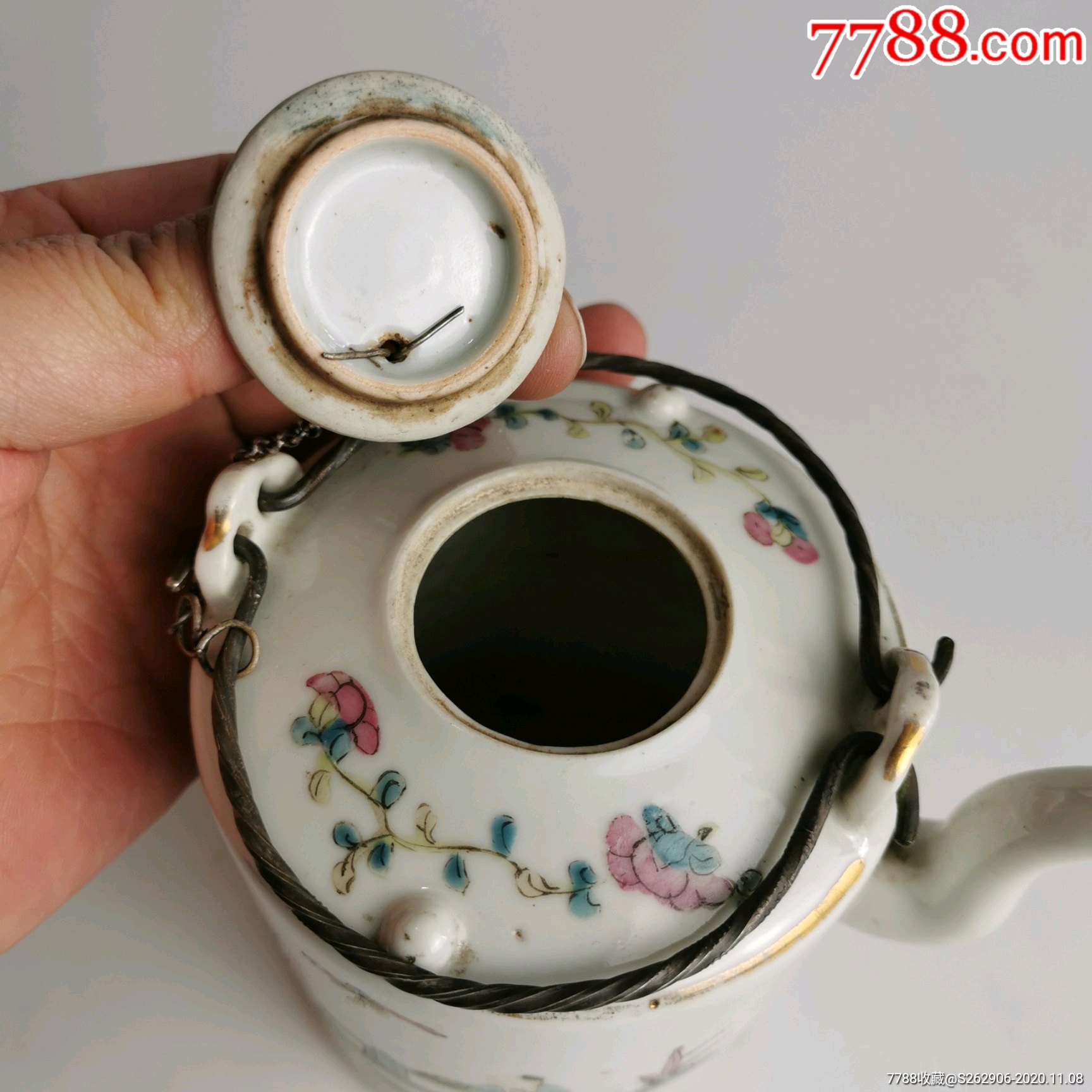 粉彩人物瓷茶壶桶壶