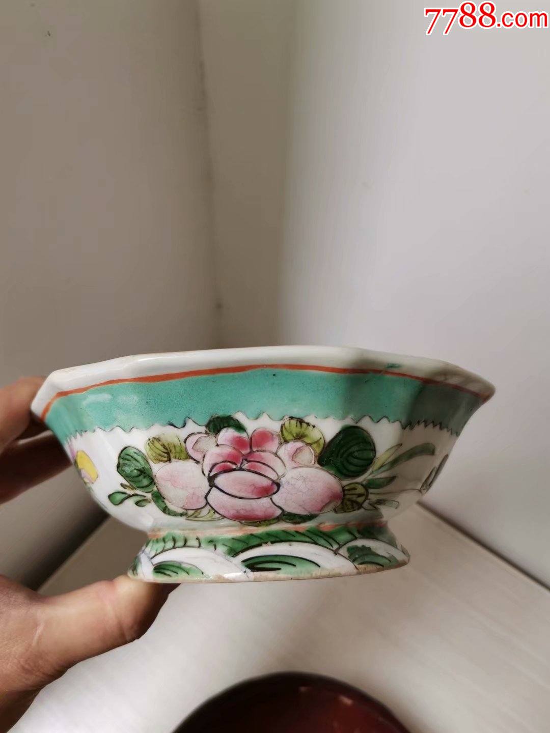 民国粉彩葵花碗