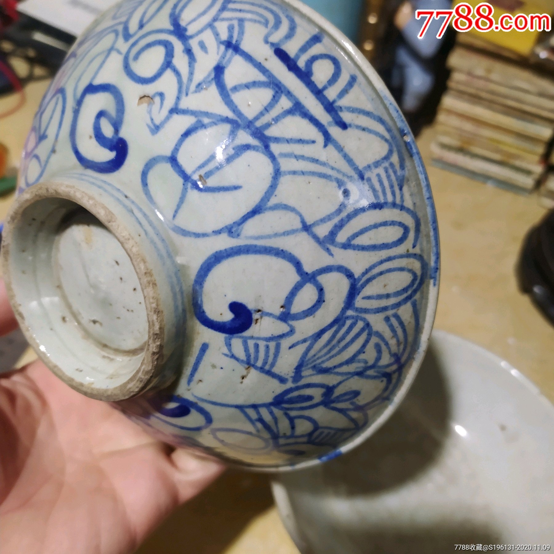 民国时期青花喜字碗两个,无冲线无磕碰!基本全品包老!