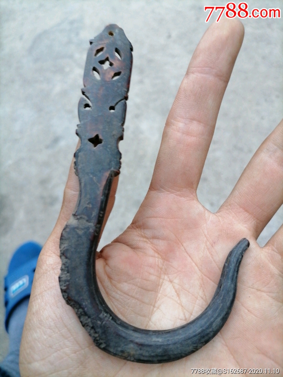 牛角帐钩3个,2个有毛病,手慢无