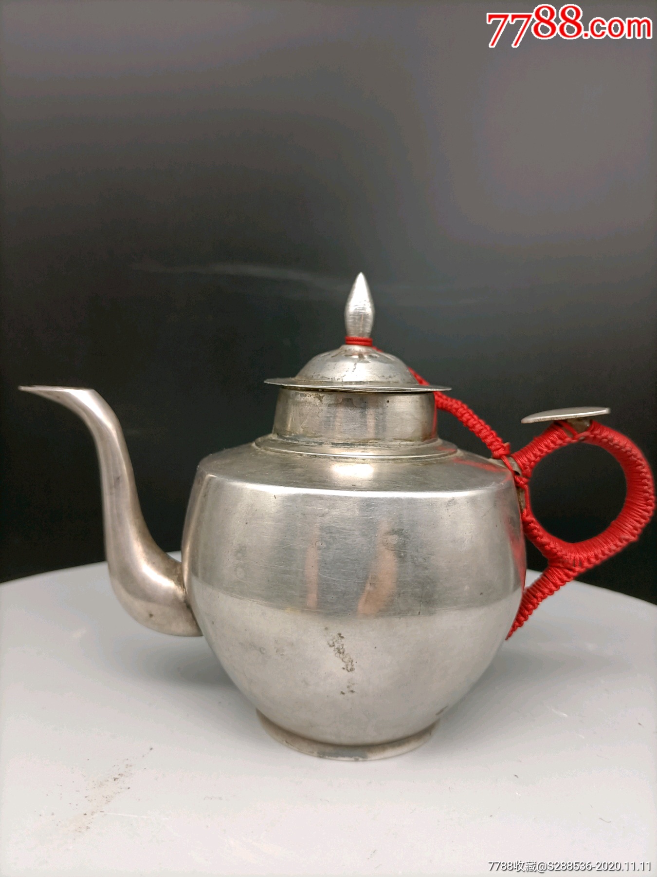 传世中国老银壶