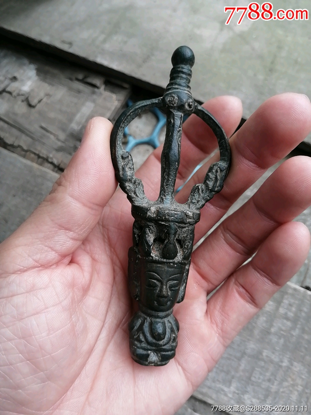 辽代青铜人面六环降魔杵上部